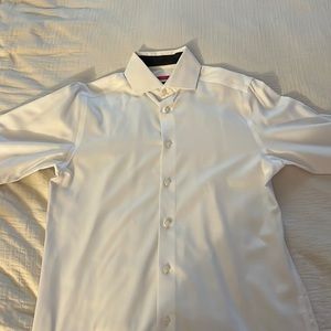 Men’s Large Kenneth Cole White Dress Shirt (15 by 32/33).